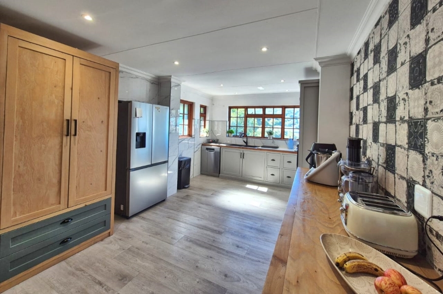 7 Bedroom Property for Sale in Wilderness Central Western Cape